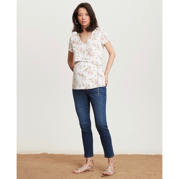 Size XL Thyme Maternity White Floral Belted V Neck Top - Picture 3 of 7